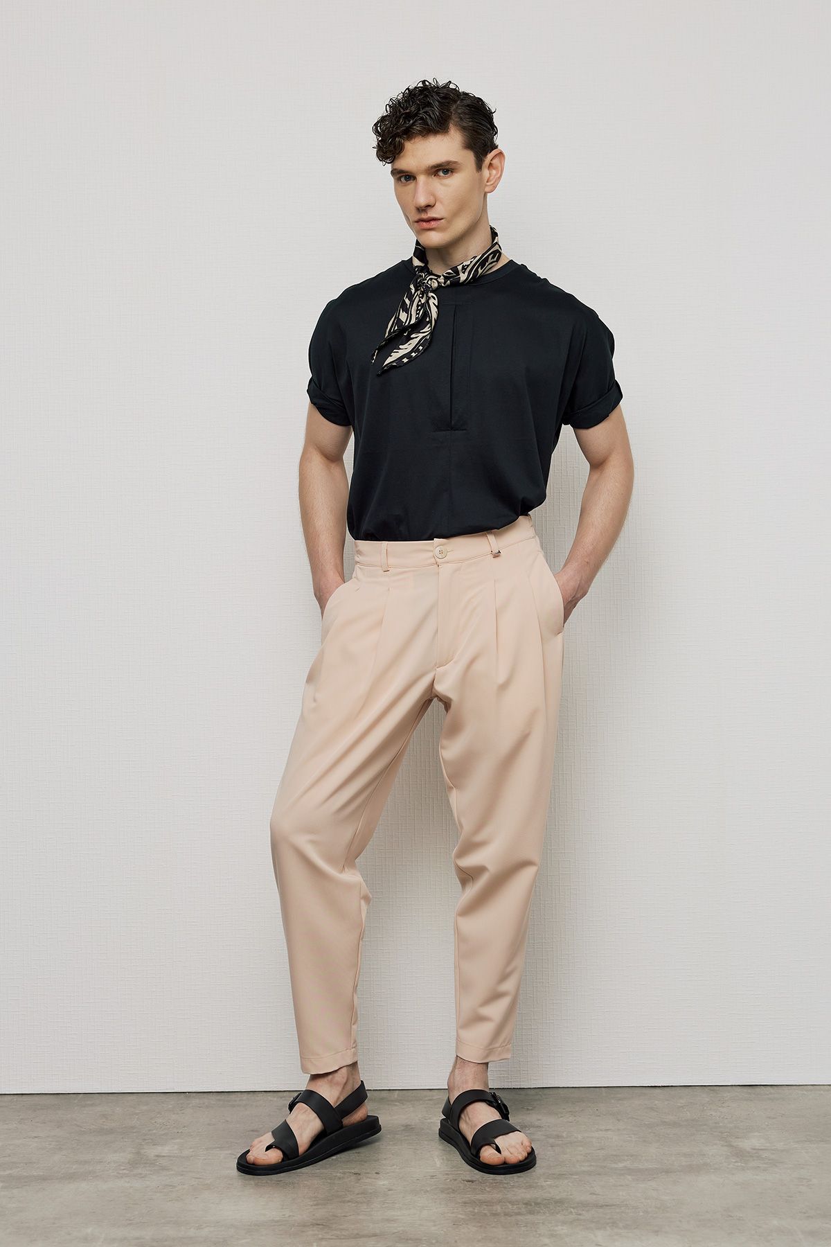 Παντελόνι με Δύο Πιέτες