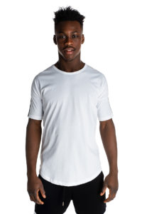 Λευκό t-shirt με κόκκινο φερμουάρ στην πλάτη