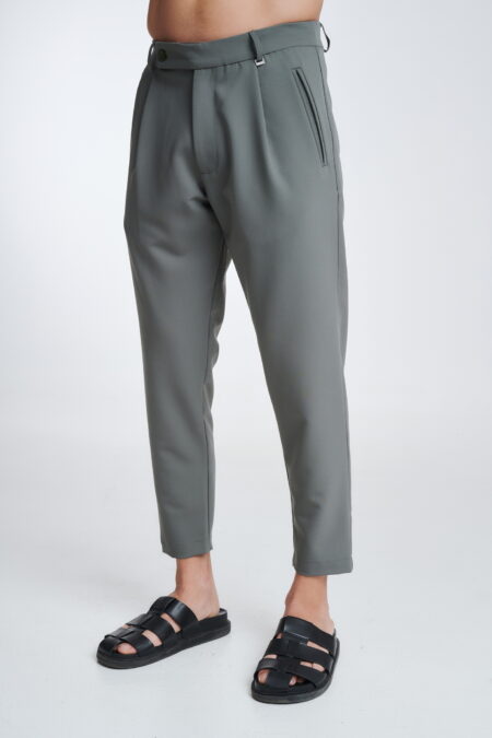 Παντελόνι με Πιέτα και Τσέπες στο Πλάι