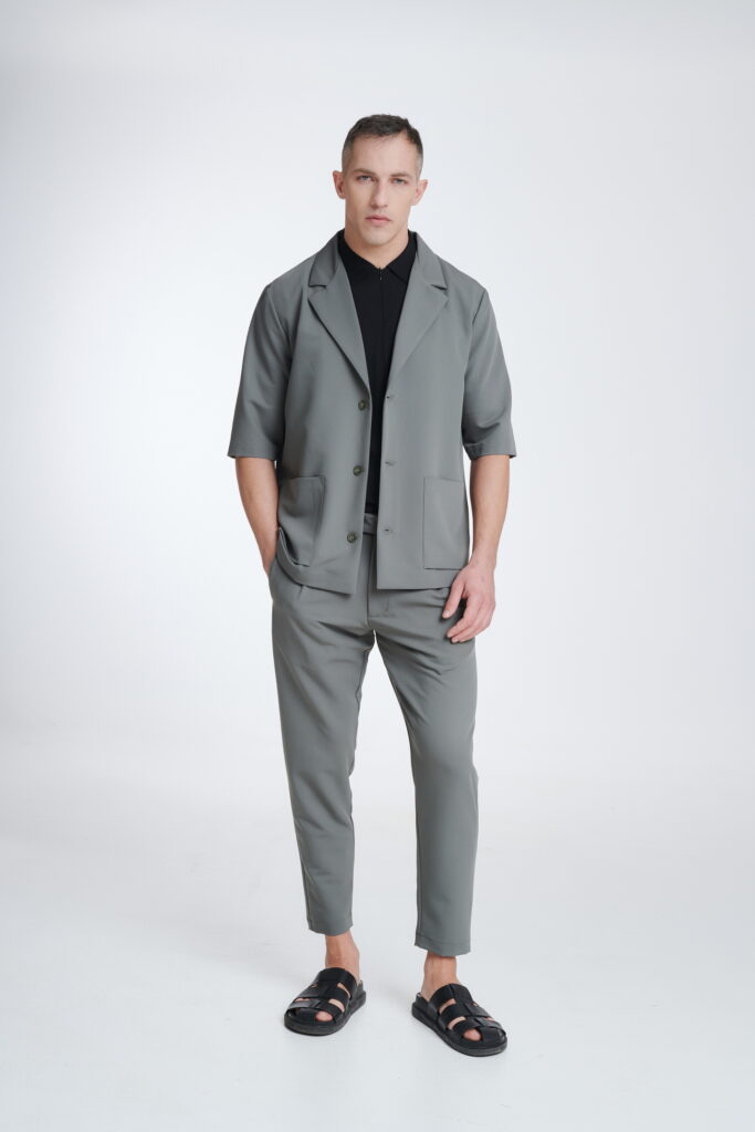 Παντελόνι με Πιέτα και Τσέπες στο Πλάι