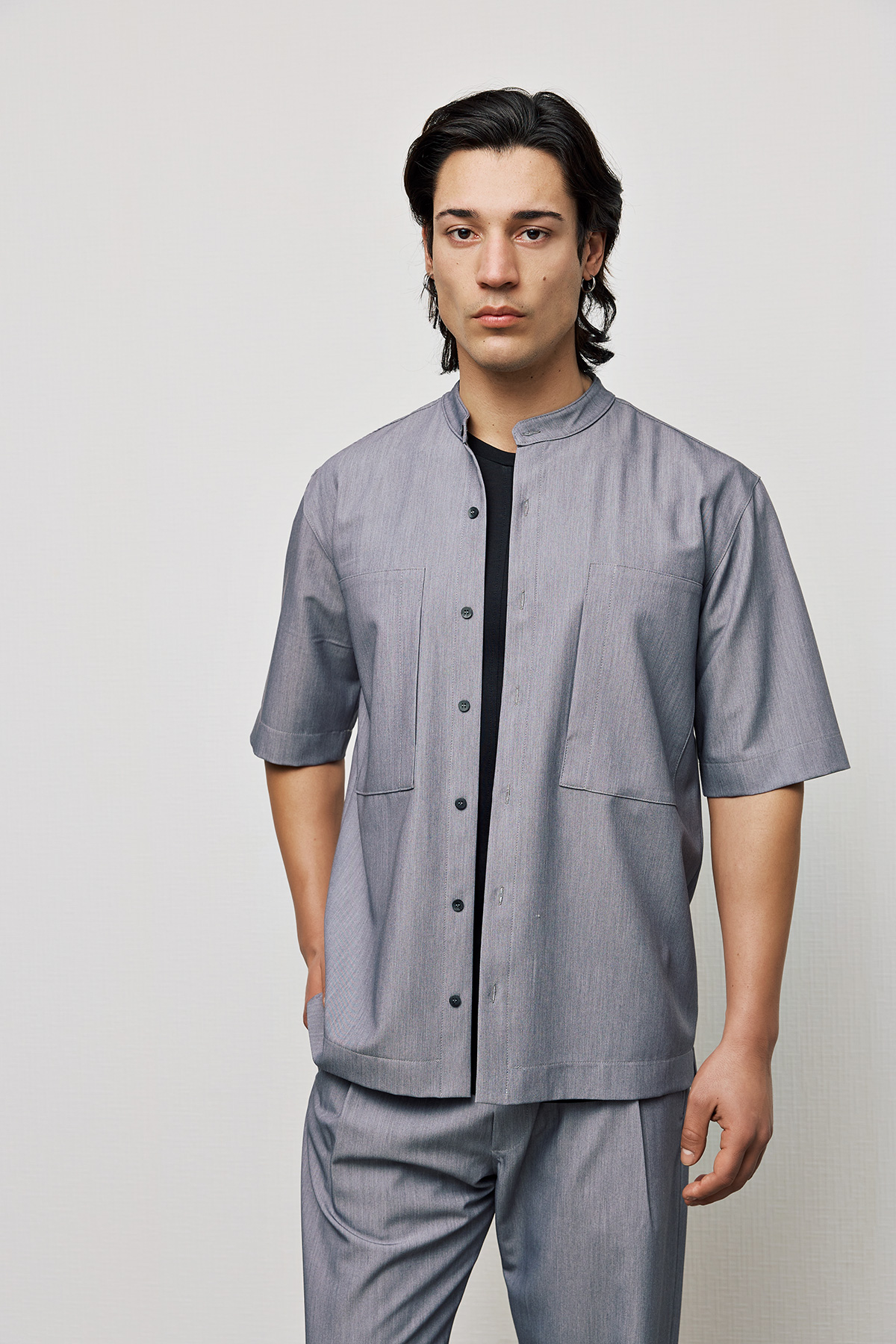 Κοντομάνικο Πουκάμισο με Δύο Μεγάλες Τσέπες