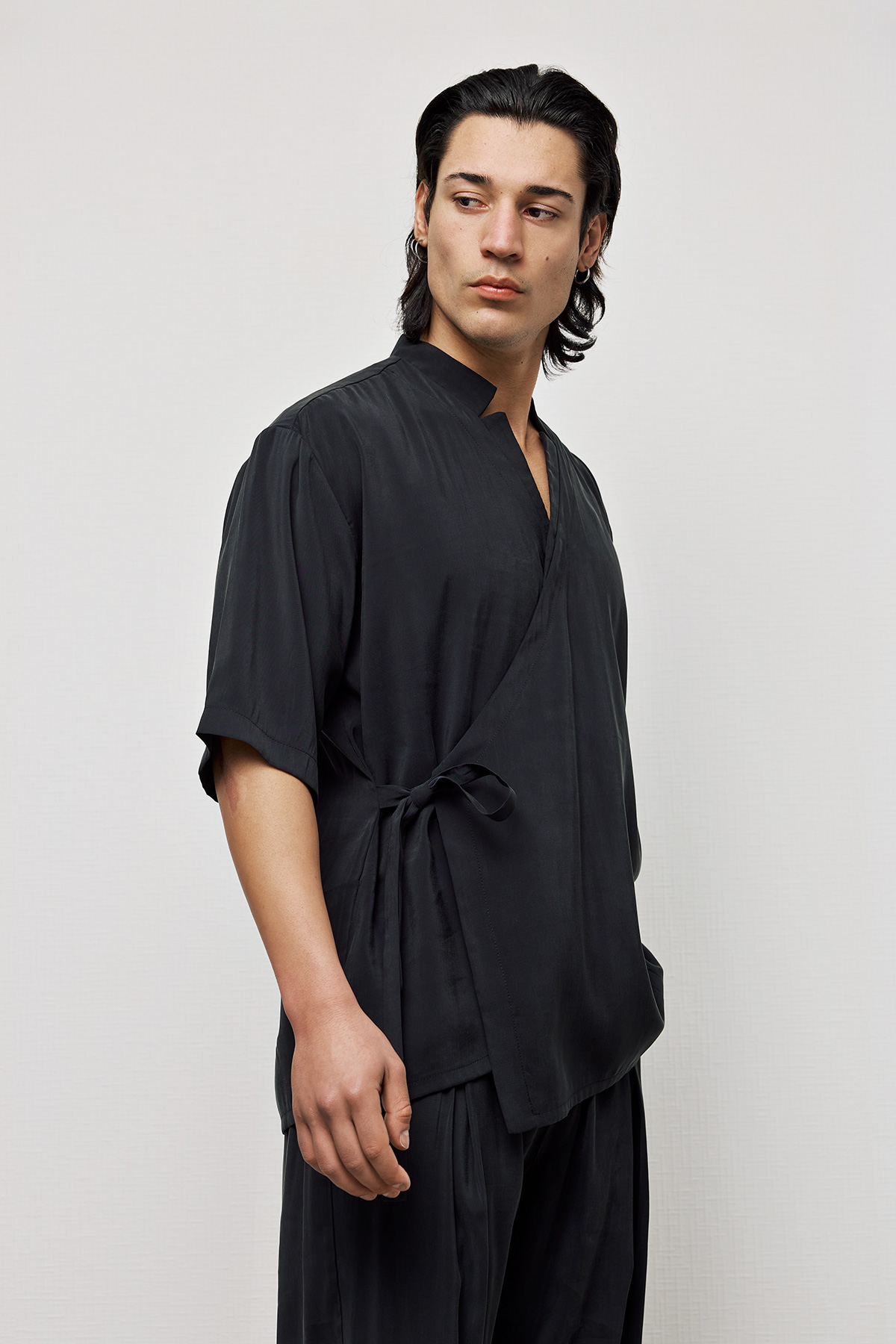 Κοντομάνικο Πουκάμισο με Δέσιμο στο Πλάι