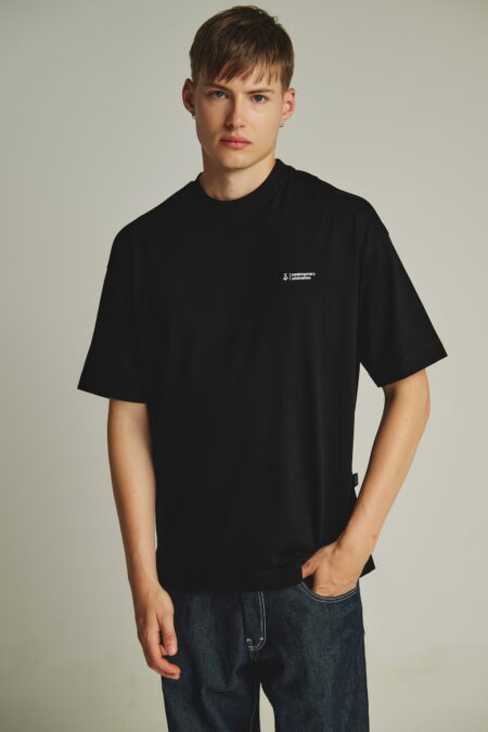 Κοντομάνικη Μπλούζα Με Τύπωμα Πλάτης