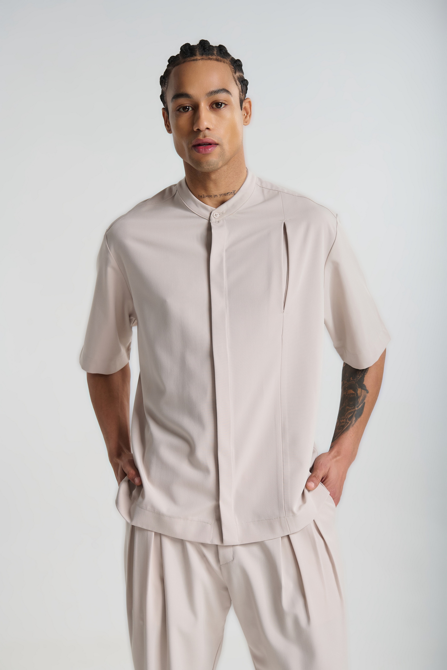 Κοντομάνικο Πουκάμισο με Πιέτα Μπορστά