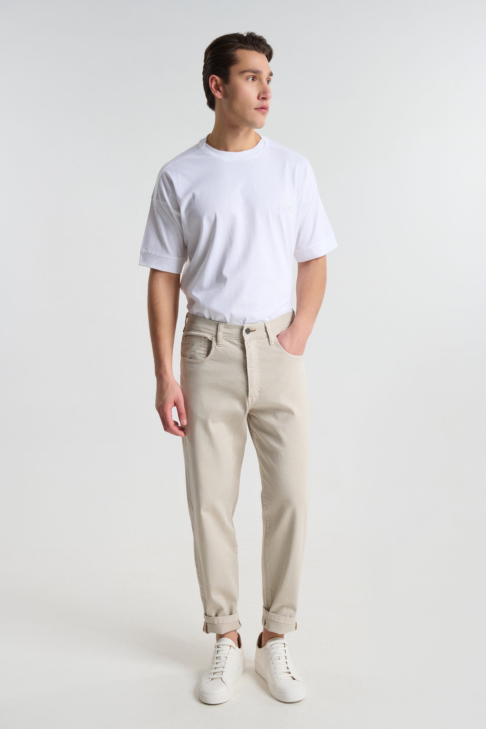 Παντελόνι Με Τσέπες και Γυρισμένο Ρεβέρ