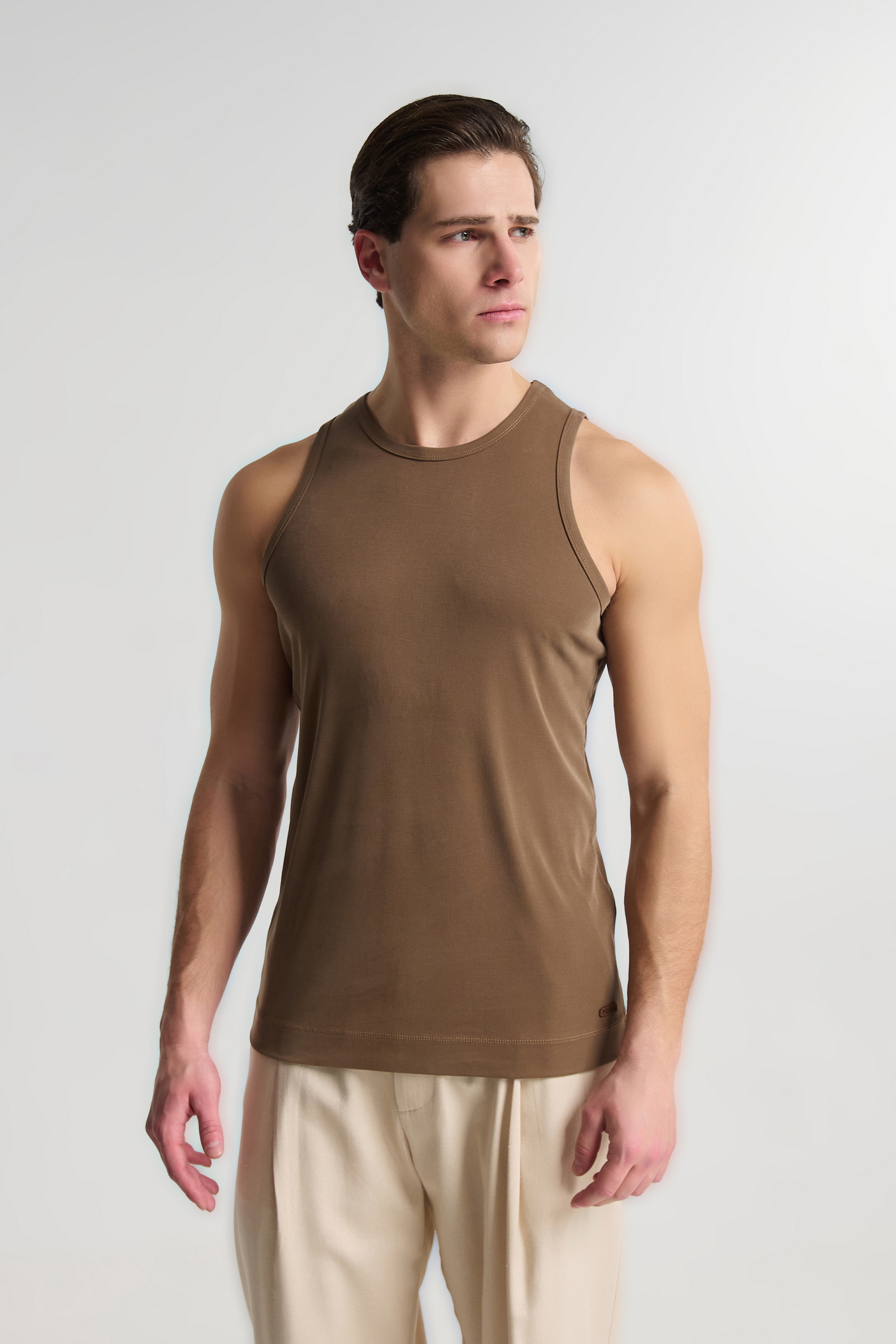 Basic Αμάνικο Φανελάκι